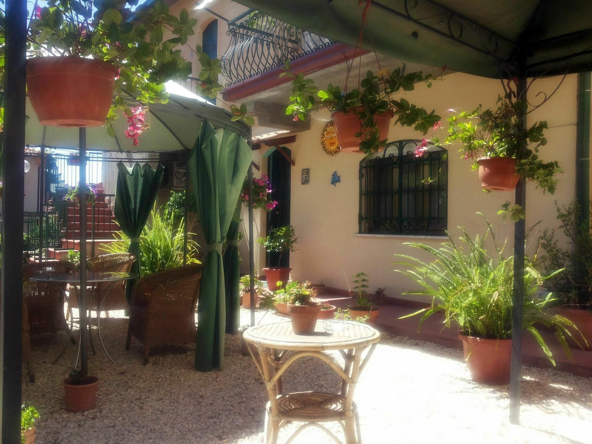 Bed And Breakfast Rosangela Taormina Exteriör bild